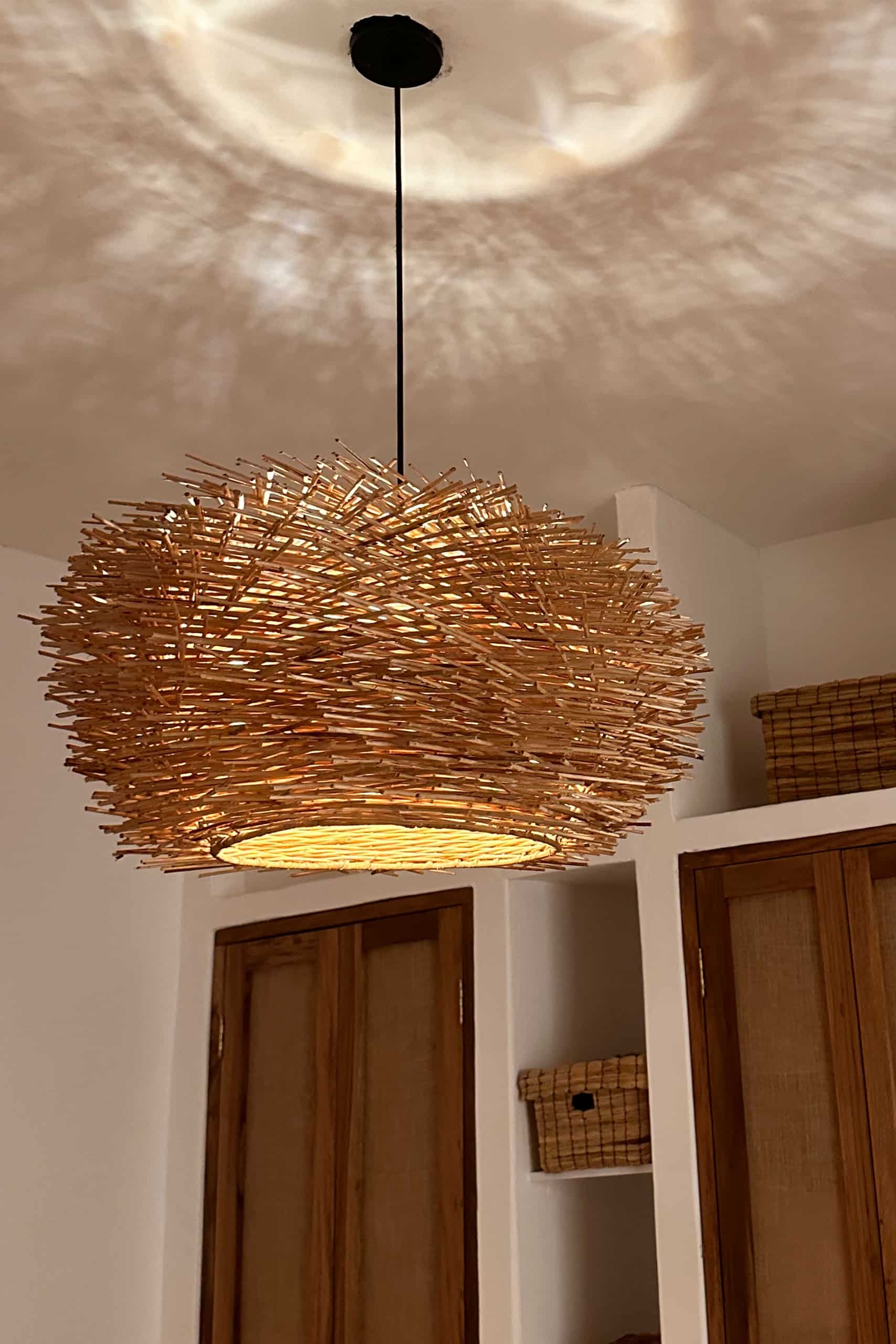 1_0007_IMG_6122 Eco-Retreat Colombia - picture of the metal rods being raised