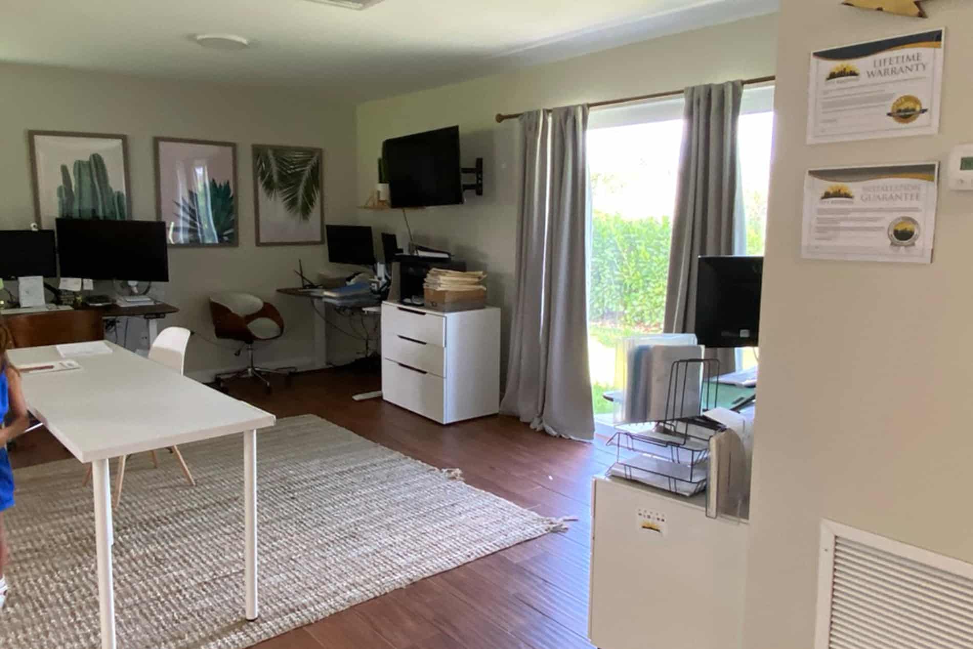 2_0000_modular office before 4 Modular Business Office - view of the front porch with wooden roof, designed by Beatrice Leupold